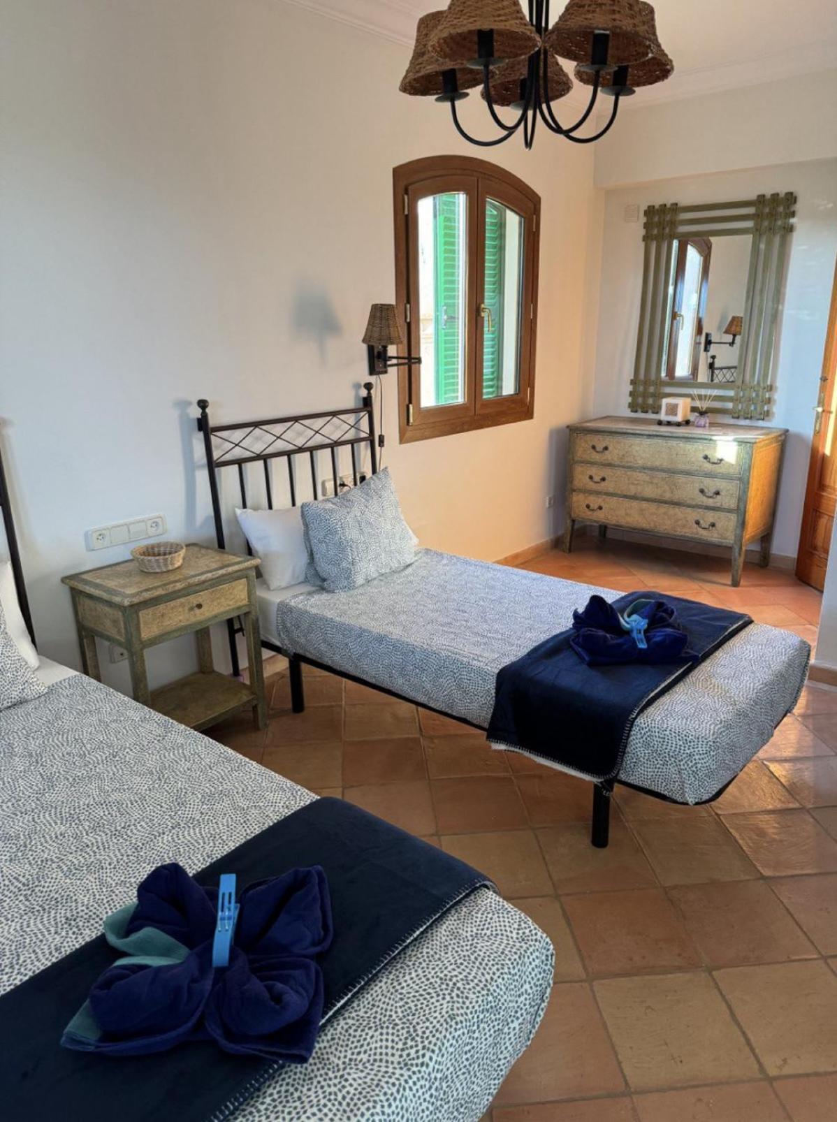 Mallorca Finca Haus Mit Pool Direkt Am Meer Es Trenc, Bootstour Moeglich Sa Ràpita Exterior foto
